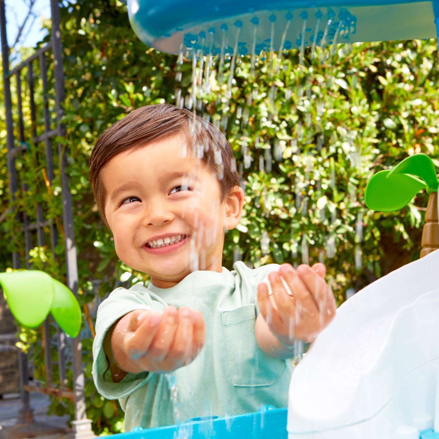 Waterfall Island Water Table - Image 3